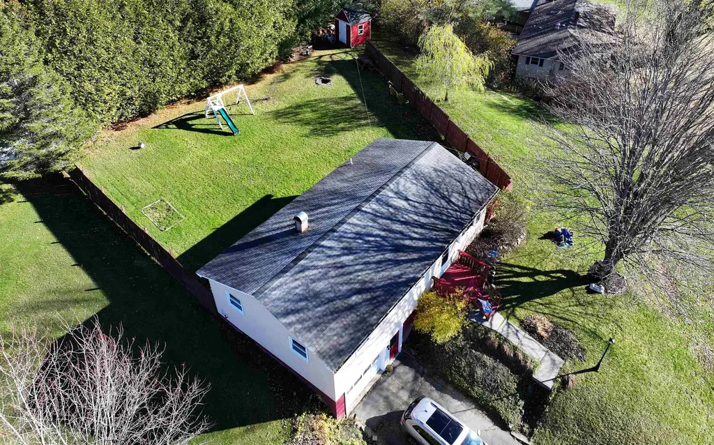 222 Breezy Hill Road St. Johnsbury VT 05819