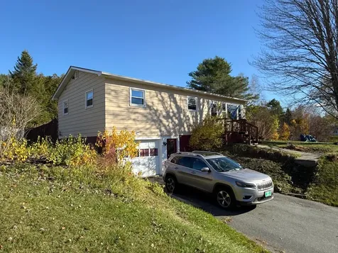 222 Breezy Hill Road St. Johnsbury VT 05819