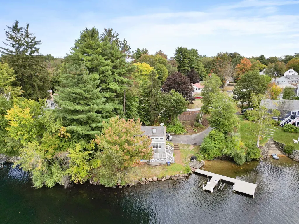 32 Chapin Terrace Laconia NH 03246