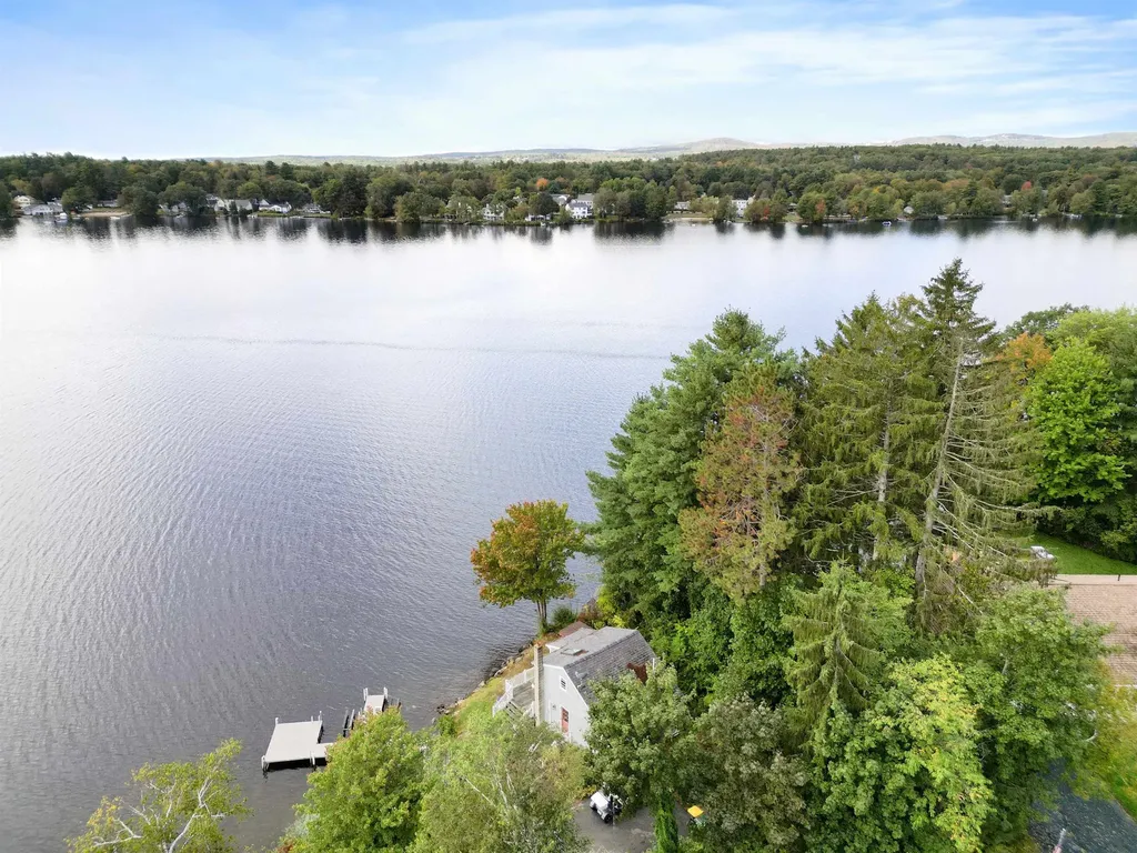 32 Chapin Terrace Laconia NH 03246