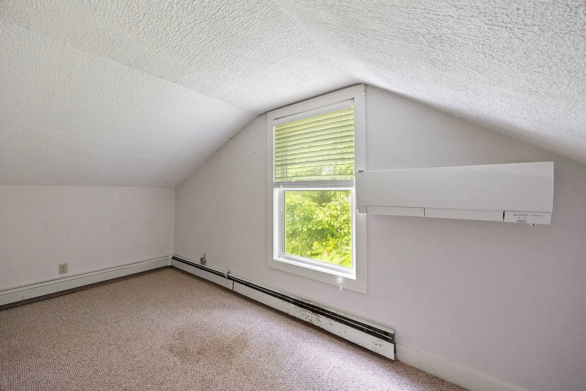 32 Chapin Terrace Laconia NH 03246