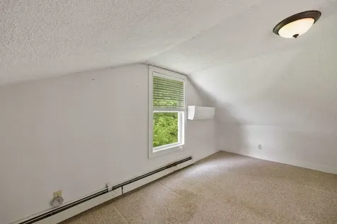 32 Chapin Terrace Laconia NH 03246