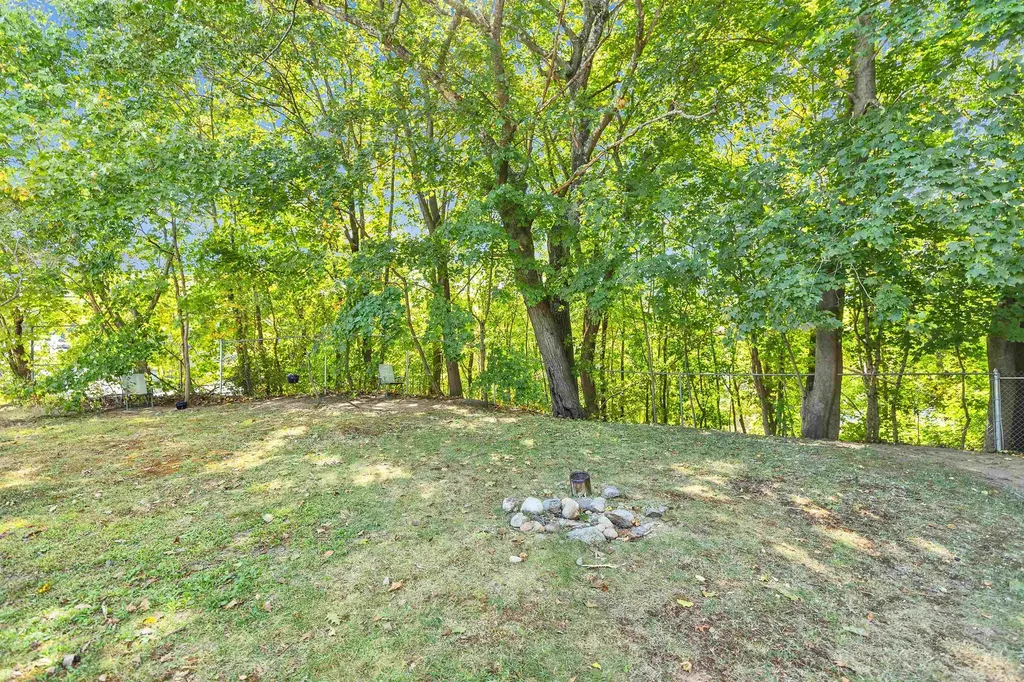 261 N. Main Street Franklin NH 03235