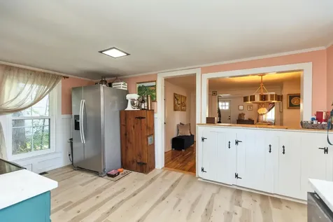 261 N. Main Street Franklin NH 03235