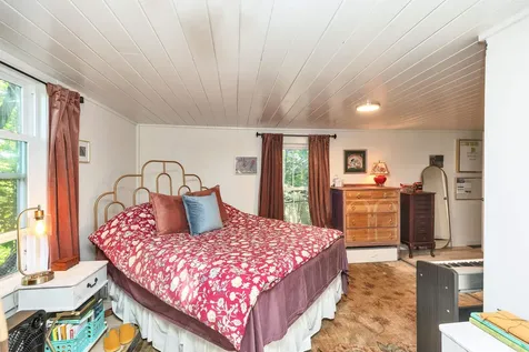 261 N. Main Street Franklin NH 03235