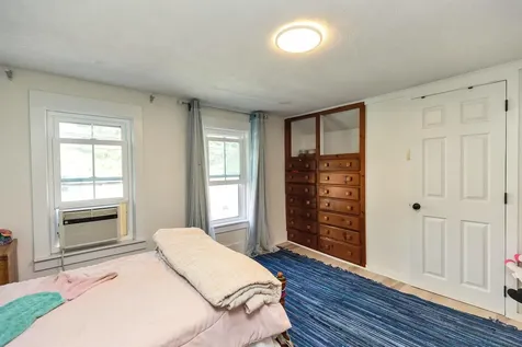 261 N. Main Street Franklin NH 03235