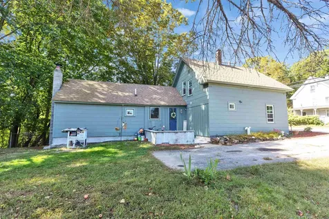 261 N. Main Street Franklin NH 03235