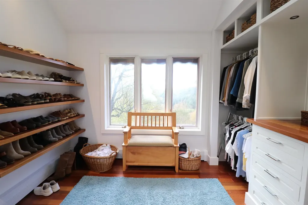 507 Fairbanks Turn Road Hartford VT 05059