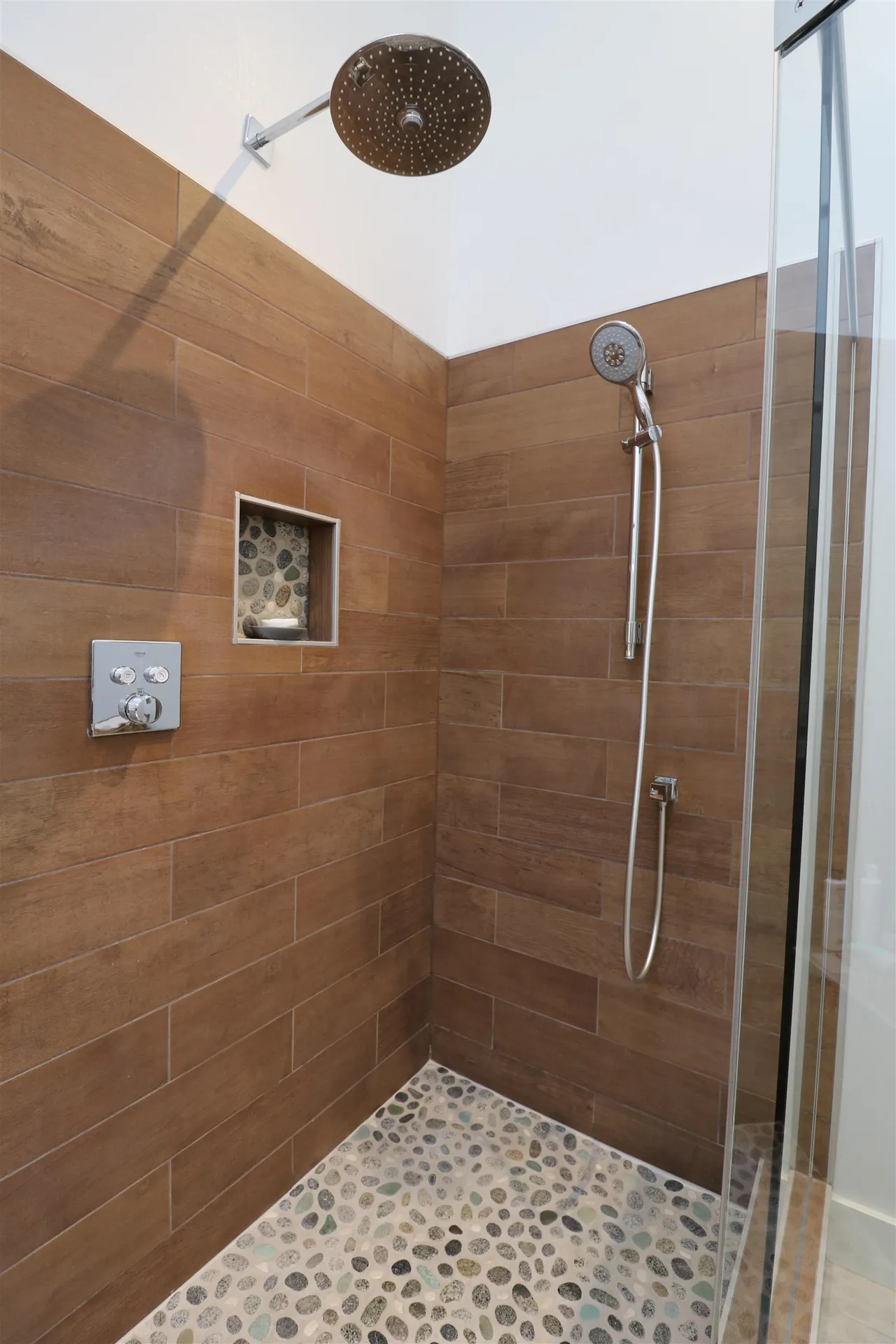 507 Fairbanks Turn Road Hartford VT 05059