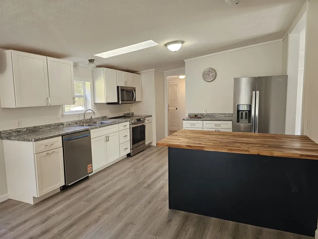 141 Cold Spring Road Lincoln VT 05443