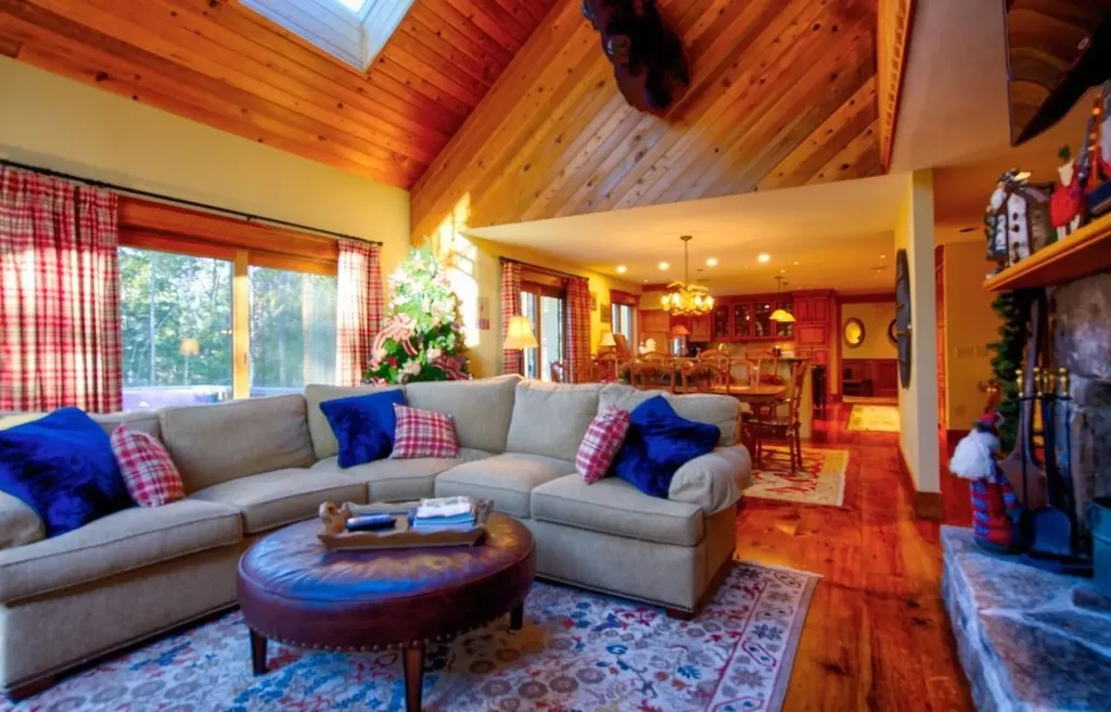 6 Chad Circle Winhall VT 05340