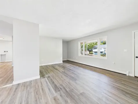 123 Merrimac Street Laconia NH 03246