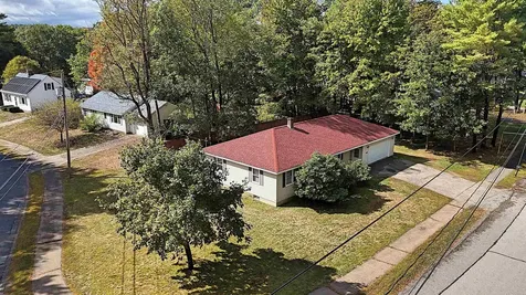 123 Merrimac Street Laconia NH 03246