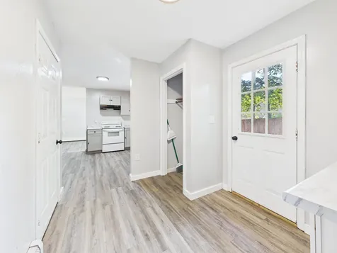 123 Merrimac Street Laconia NH 03246