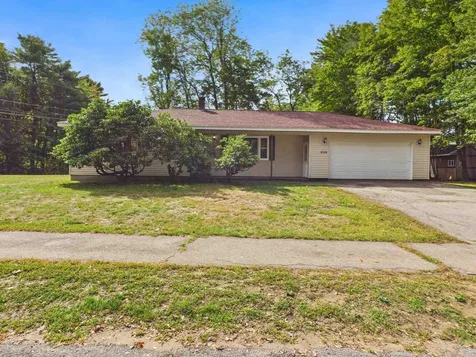 123 Merrimac Street Laconia NH 03246