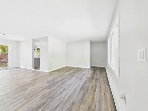 123 Merrimac Street Laconia NH 03246