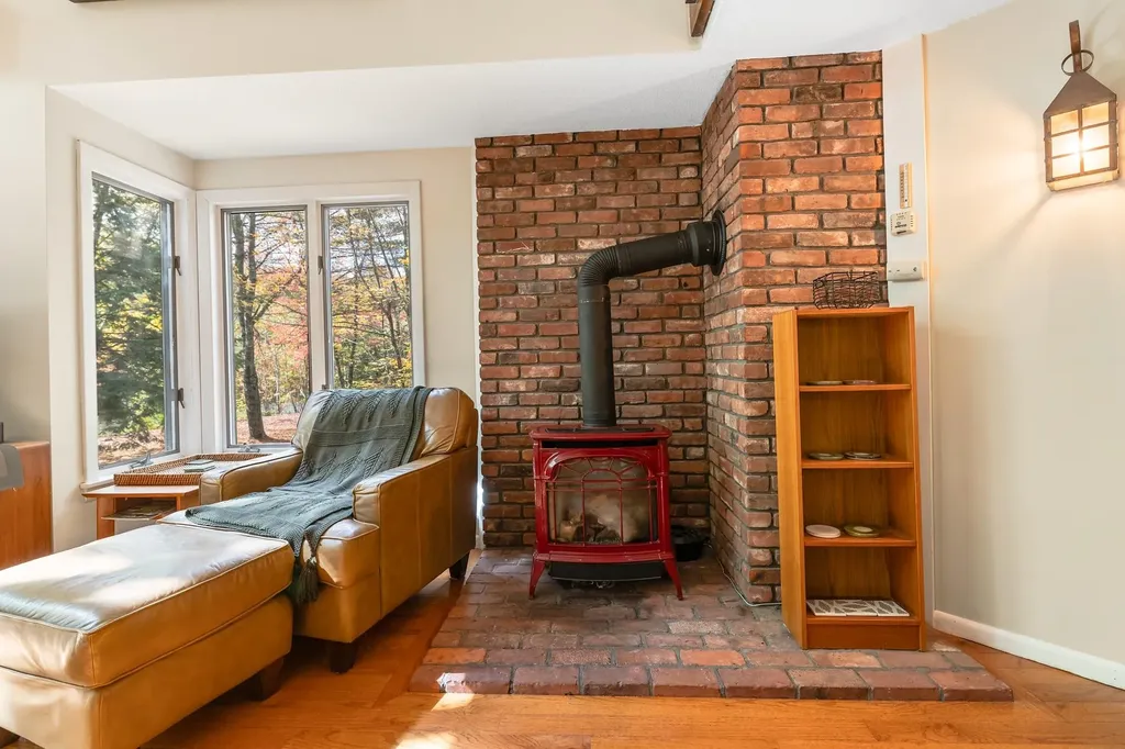 3 Water View Grantham NH 03753