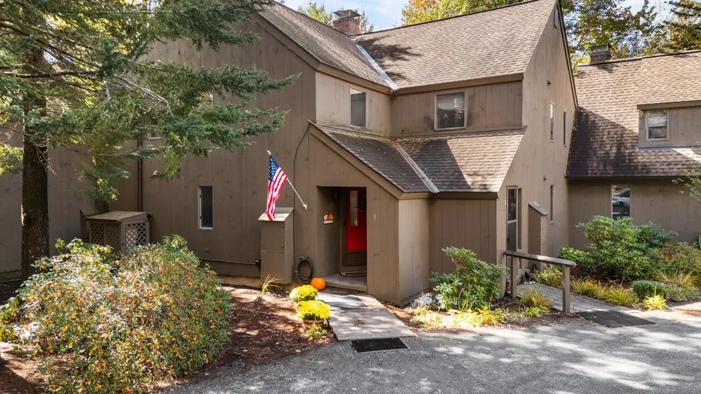 3 Water View Grantham NH 03753