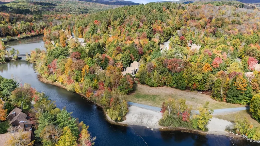 3 Water View Grantham NH 03753