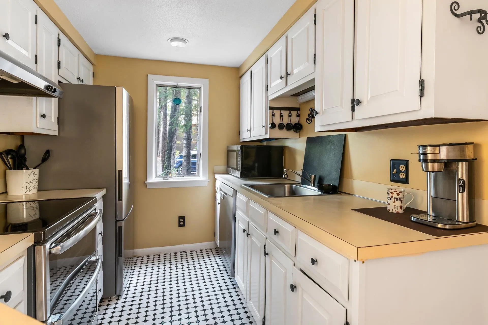 3 Water View Grantham NH 03753