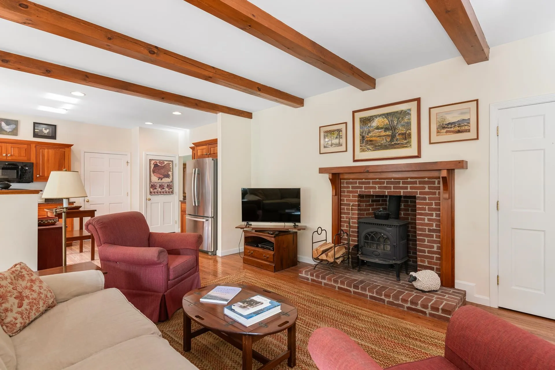 7 Buker Way New London NH 03257