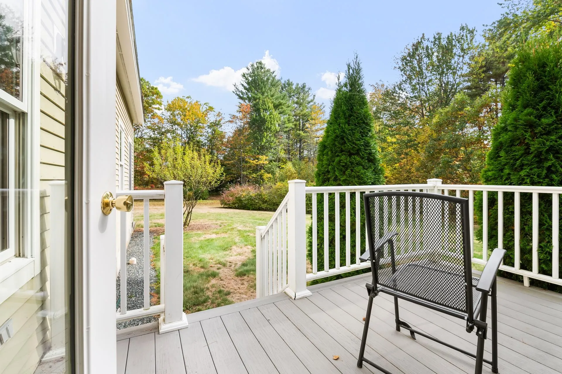 7 Buker Way New London NH 03257
