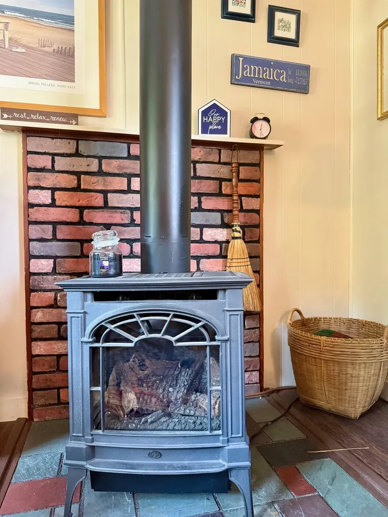 2022 Route 30 Jamaica VT 05343