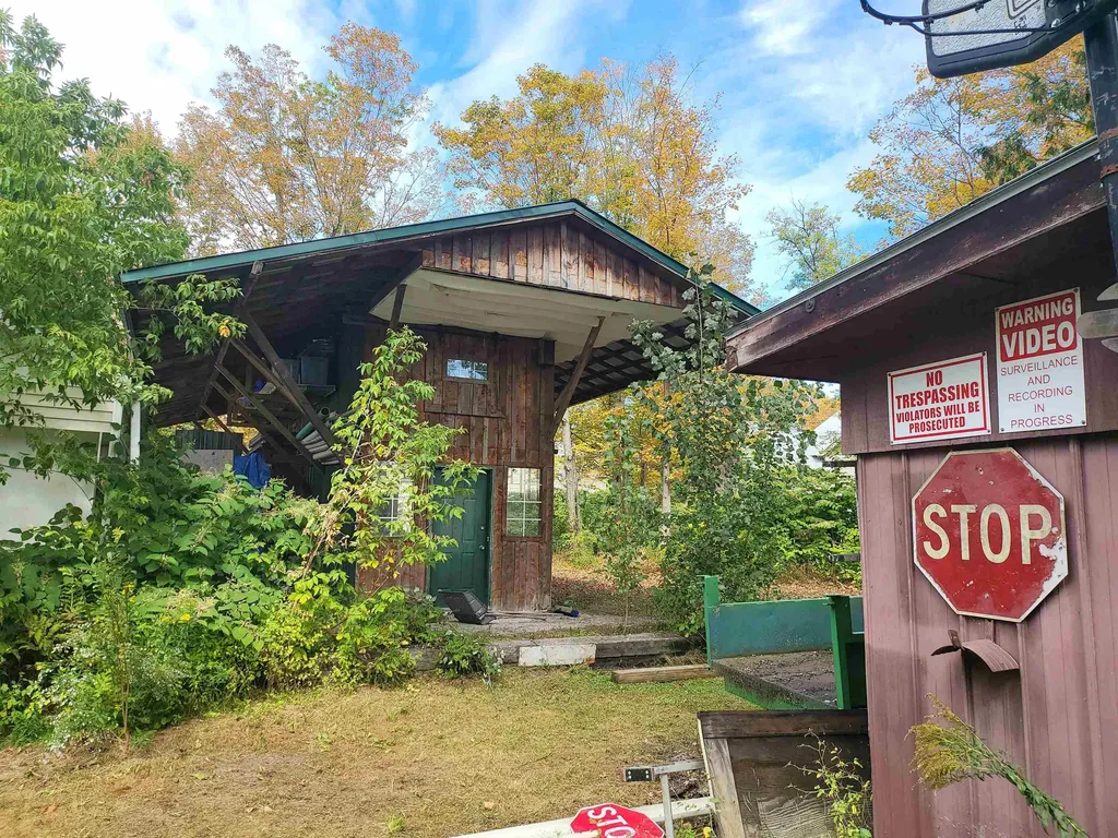 35 Pleasant Street Northfield VT 05663