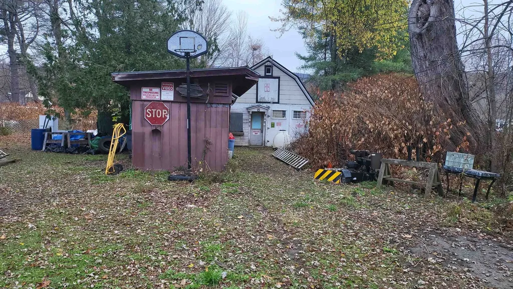 35 Pleasant Street Northfield VT 05663