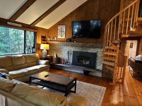 1138 River Road Jamaica VT 05343