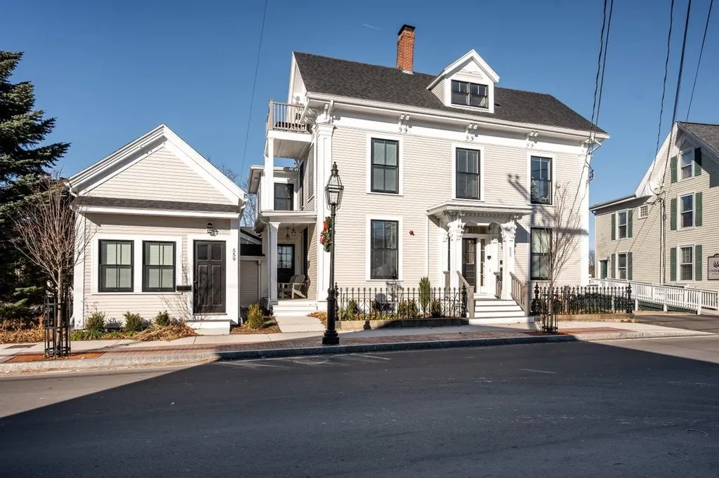 553 Islington Street Portsmouth NH 03801