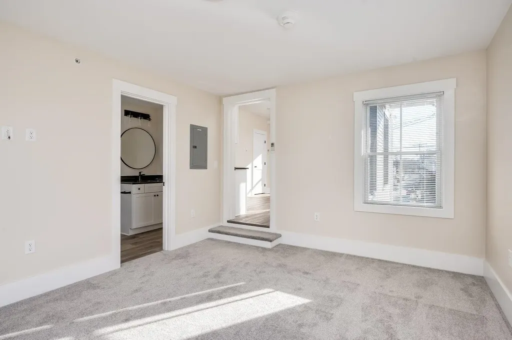 553 Islington Street Portsmouth NH 03801