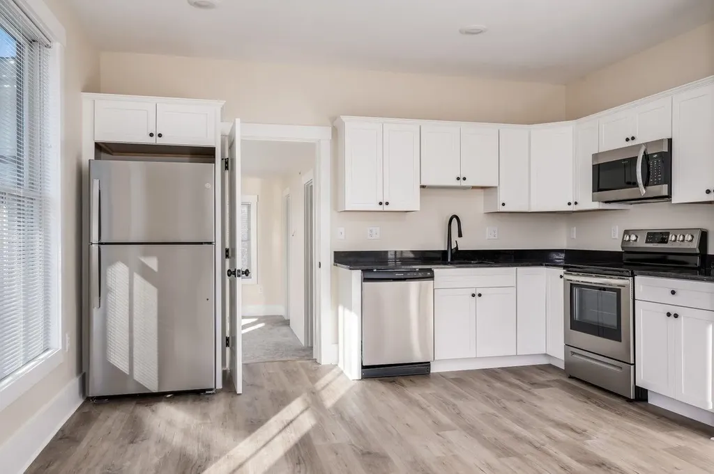 553 Islington Street Portsmouth NH 03801