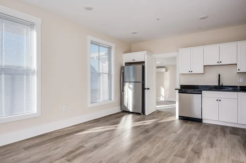 553 Islington Street Portsmouth NH 03801