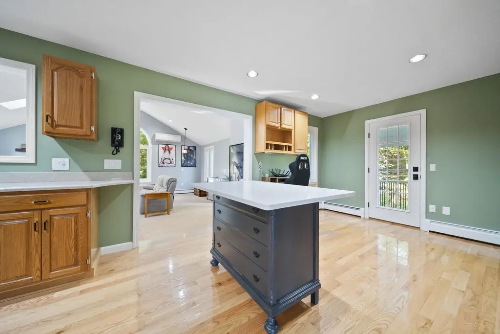 131 Homestead Circle Milford NH 03055