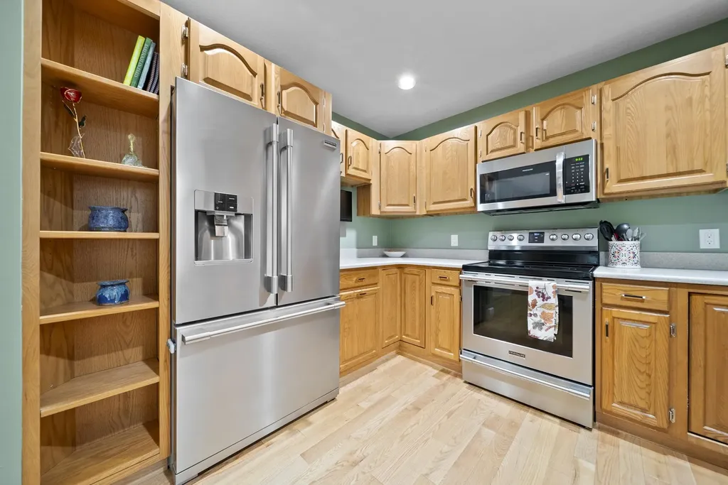 131 Homestead Circle Milford NH 03055