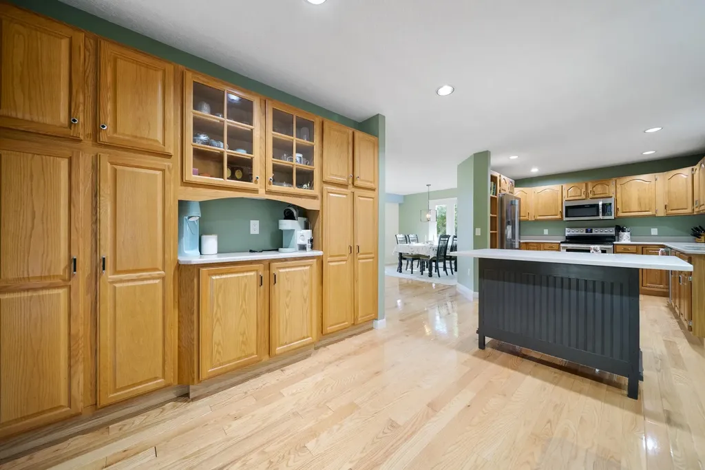 131 Homestead Circle Milford NH 03055