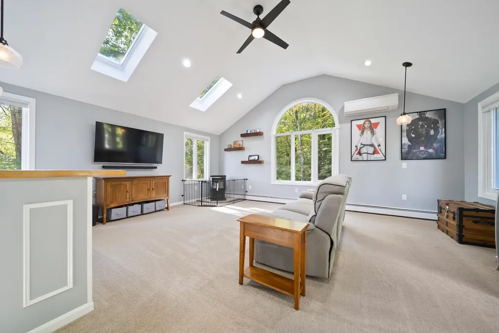 131 Homestead Circle Milford NH 03055