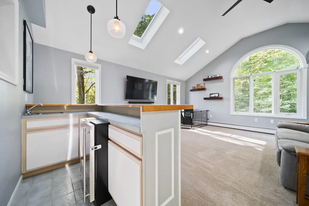 131 Homestead Circle Milford NH 03055