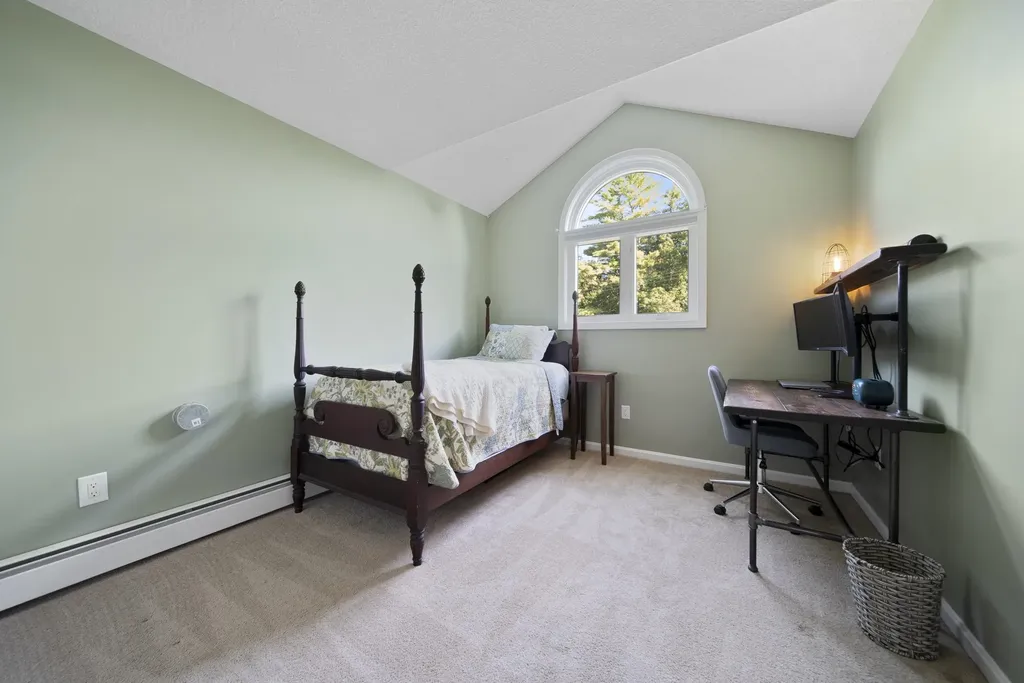 131 Homestead Circle Milford NH 03055