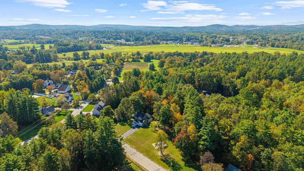 131 Homestead Circle Milford NH 03055