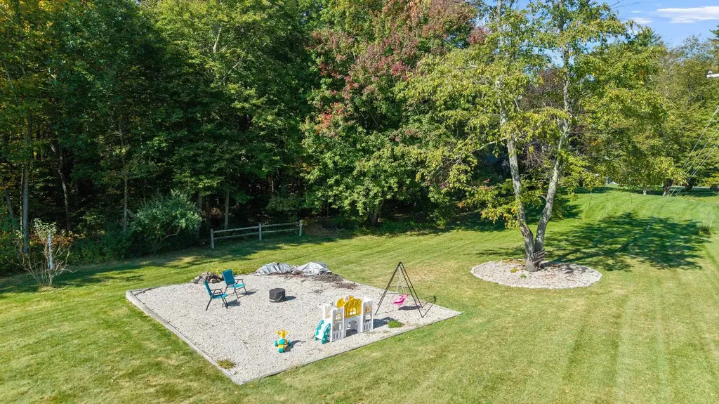 131 Homestead Circle Milford NH 03055