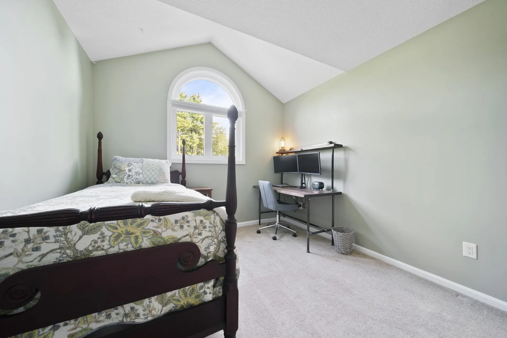 131 Homestead Circle Milford NH 03055