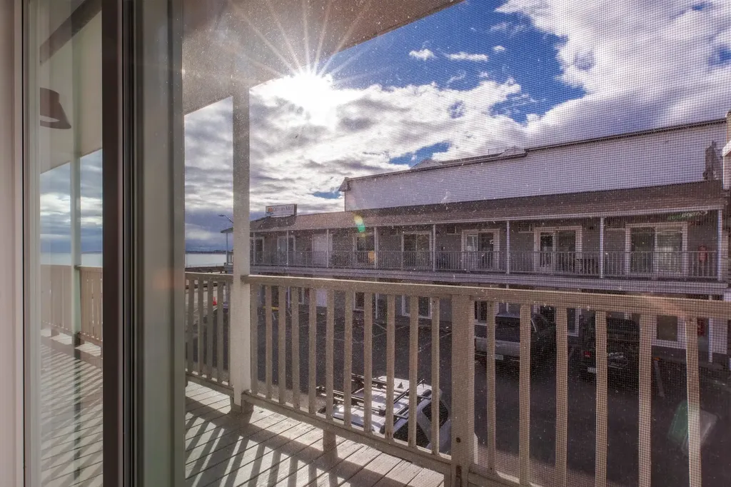 449 Ocean Boulevard Hampton NH 03842