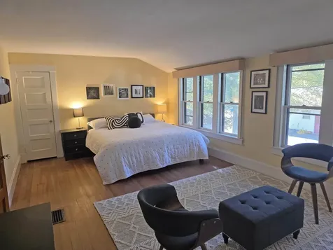 16 Vermont Avenue Brattleboro VT 05301