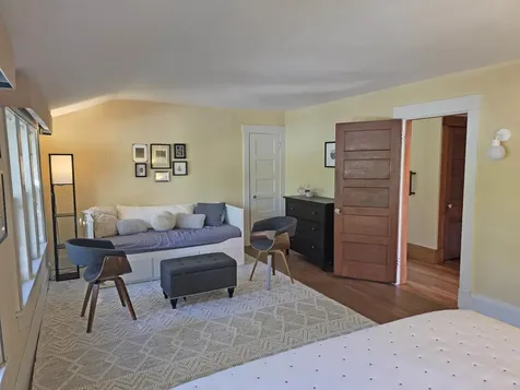 16 Vermont Avenue Brattleboro VT 05301