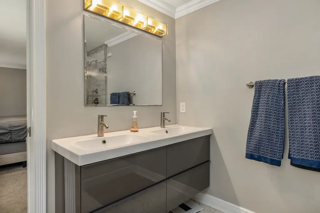 30 Ffrost Drive Durham NH 03824