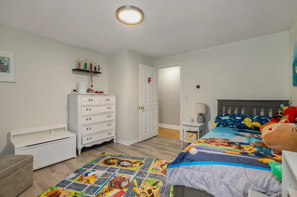 30 Ffrost Drive Durham NH 03824