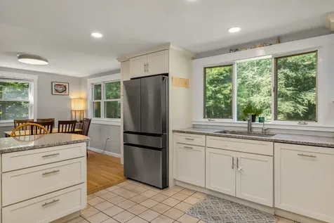 30 Ffrost Drive Durham NH 03824