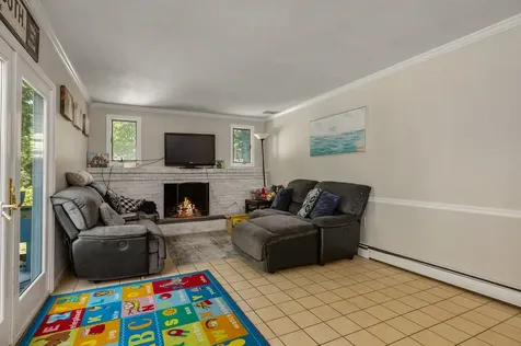 30 Ffrost Drive Durham NH 03824